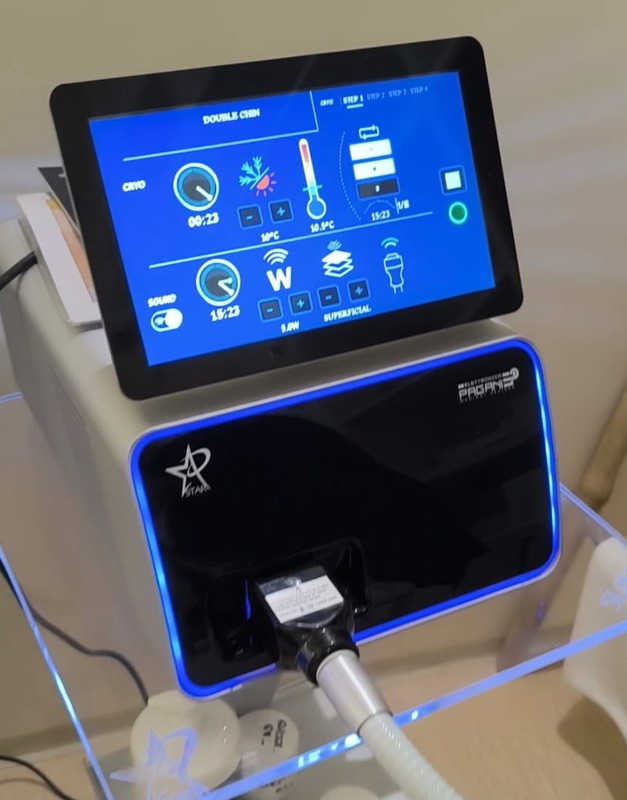 Krio ultrazvuk — uređaj Elettronica Pagani sa ekranom i aplikatorom