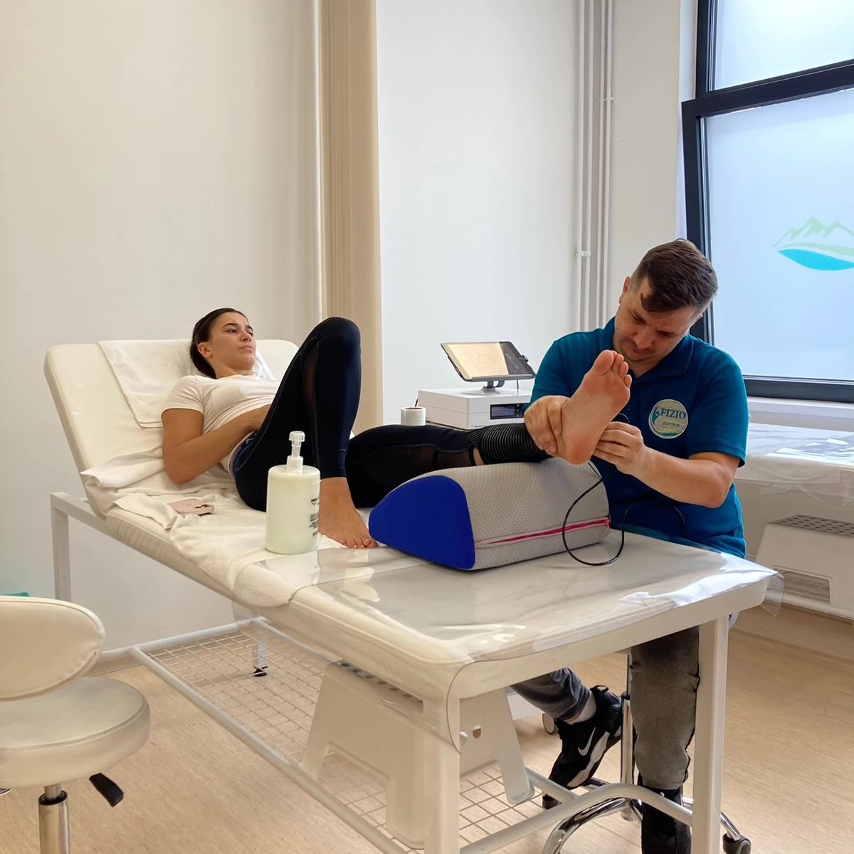 TECAR Therapy device